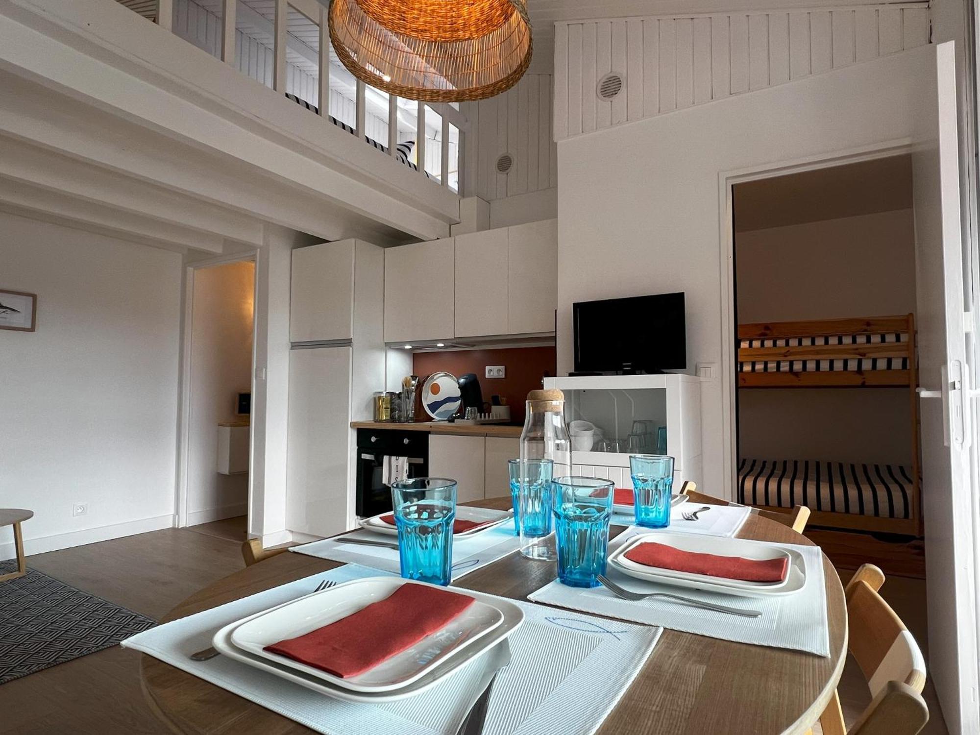 Mediterranee Apartment *